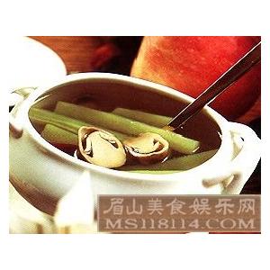 草菇莴笋汤