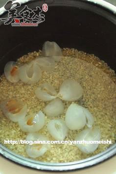 荔枝红枣糙米粥