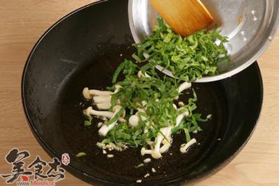 蘑菇菜丝燕麦粥