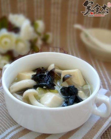 菌菇豆腐汤