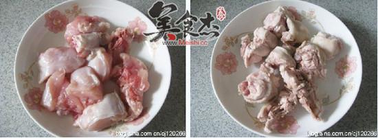 莲藕菌菇炖兔肉