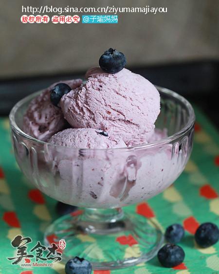 蓝莓冰激凌