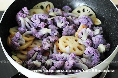 紫花椰炒脆藕