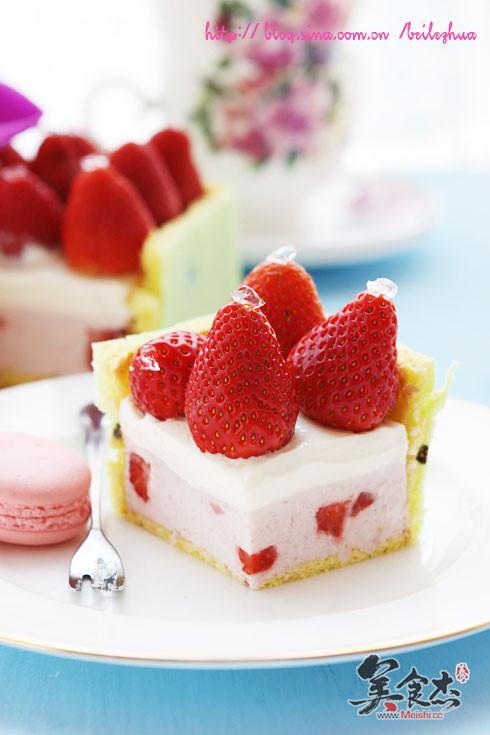 酸奶油草莓乳酪蛋糕