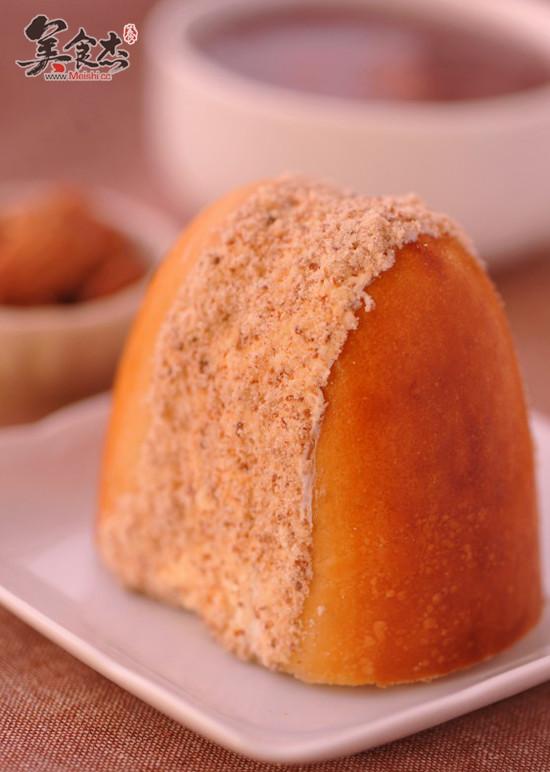 杏仁奶油夹心面包