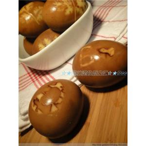 中国式“剩蛋”节の花样卤蛋