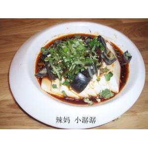 凉菜 潺版 皮蛋豆腐