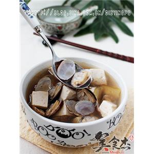 龙井蛤蜊豆腐汤